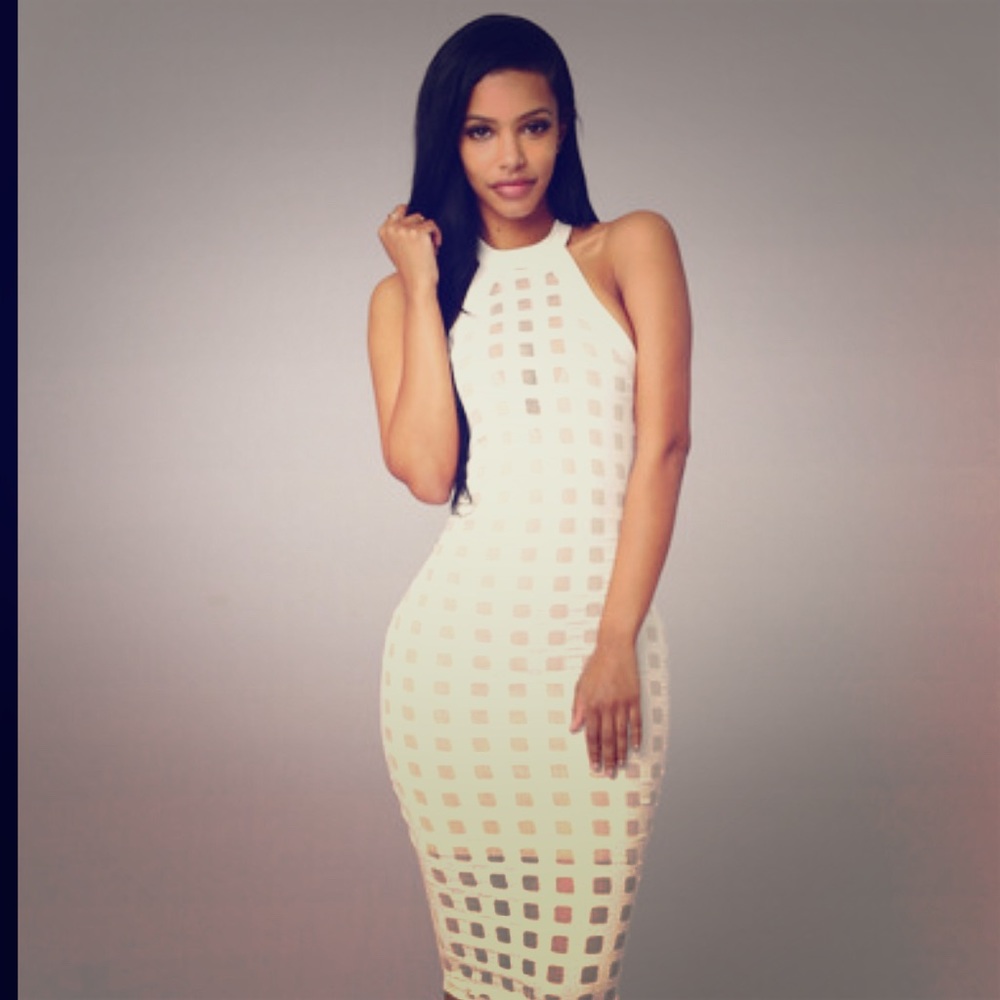 FASHION NOVA - BRICKHOUSE DRESS - SIZE LARGE